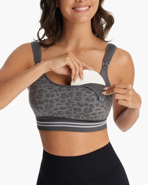 DEX - 4-in-1 Hands Free Seamless Stretch Fabric Pumping Bra-YN12 - Image 10