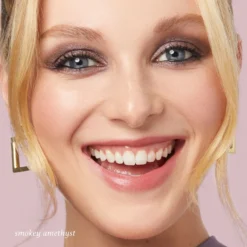 Smoky Amethyst Shimmer Eyeshadow 101 Stick -GlowNest Store ES101 SmokeyAmethystShimmer Modelcopy6 ECommerce JPG