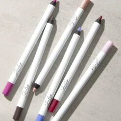 When Pencil Met Gel All-Day Eyeliner -GlowNest Store Julep WhenPencilMetGel ShadeExtension Lifestyle3 ECommerce JPG