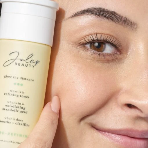 Glow The Distance Refining Toner - Image 4